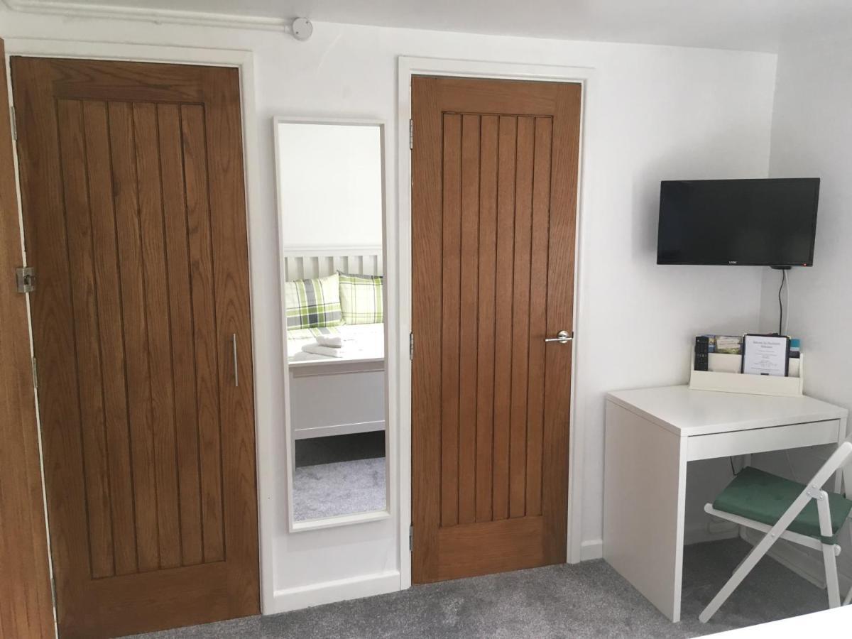 The Sun B&B Rooms Winforton Экстерьер фото