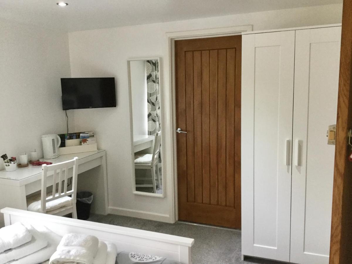 The Sun B&B Rooms Winforton Экстерьер фото